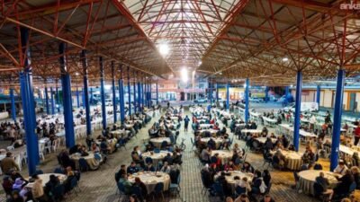 Seferihisar Belediyesi, 11 ayın sultanı ramazan ayında da ihtiyaç sahiplerini