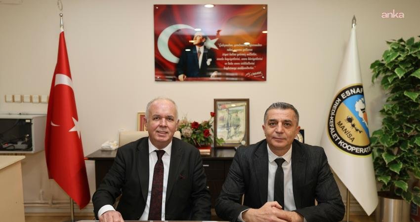 Şehzadeler Belediye Başkanı Şimşek’ten Manisa Esnaf Kredi ve Kefalet Kooperatifi’ne ziyaret Şehzadeler Belediye Başkanı Hakan Şimşek, Manisa Esnaf Kredi ve Kefalet