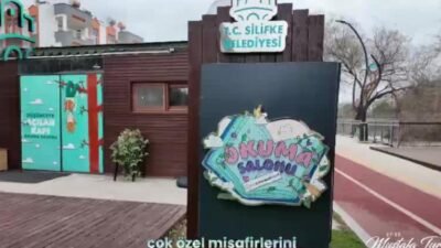 Silifke Belediyesi Okuma Salonu, Sarıcalar İlköğretim Okulu’ndan gelen misafirlerini ağırladı.