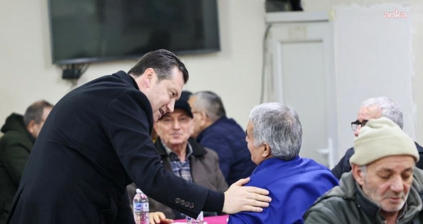 Silivri Belediye Başkanı Balcıoğlu, Daylan Kıraathanesi’nde vatandaşlarla buluştu Silivri Belediye Başkanı Bora Balcıoğlu, Daylan Kıraathanesi’nde esnaf ve vatandaşlarla