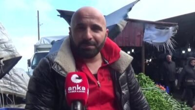 Sinop’ta pazartesi ve perşembe günleri kurulan halk pazarında tezgah açan