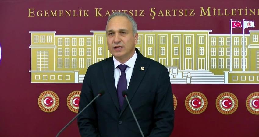 CHP'nin Milli Eğitim Politika Kurulu Başkanı Suat Özçağdaş, Türkiye'de okul