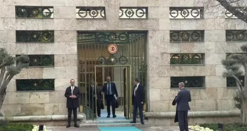 Süreç komisyonu “ortak yazım ekibi” toplantısı sona erdi… Feti Yıldız: Görüşmeler devam ediyor TBMM Başkanı Numan Kurtulmuş'un başkanlığında toplanan Milli Dayanışma Kardeşlik ve