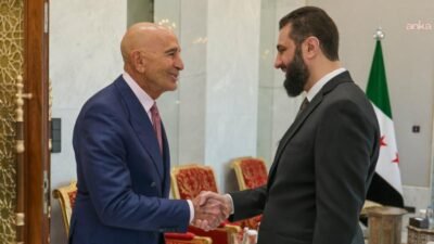 Suriye Devlet Başkanı Ahmed el-Şara, başkent Şam'daki Halk Sarayı'nda, ABD'nin