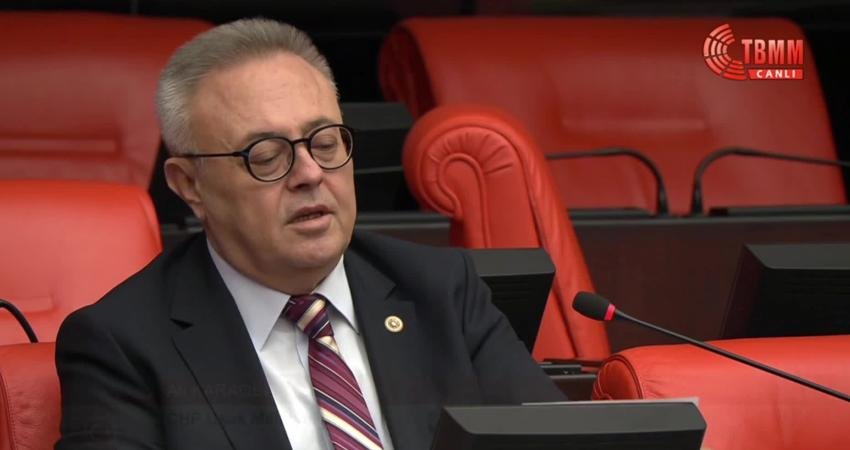 TBMM Genel Kurulu'nda, AK Parti Uşak Milletvekili İsmail Güneş ile