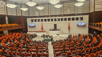 TBMM Genel Kurulu'nda İYİ Parti'nin Epstein dosyası ve depremlerde kaybolan