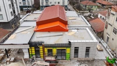 Tekirdağ Büyükşehir Belediyesi, Muratlı Kurtpınar Mahallesi’nde yapımı süren Muratlı Çocuk