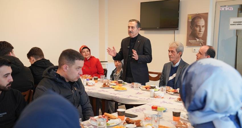 Tepebaşı Belediye Başkanı Ahmet Ataç, Sarıcakaya’dan Eskişehir’e gezmek için gelen
