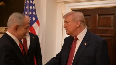 Beyaz Saray’da basına kapalı gerçekleşen ve iki buçuk saatten fazla