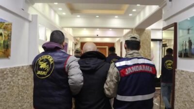 Tunceli İl Jandarma Komutanlığı ekiplerince aranan şahıslara yönelik yürütülen çalışmalar