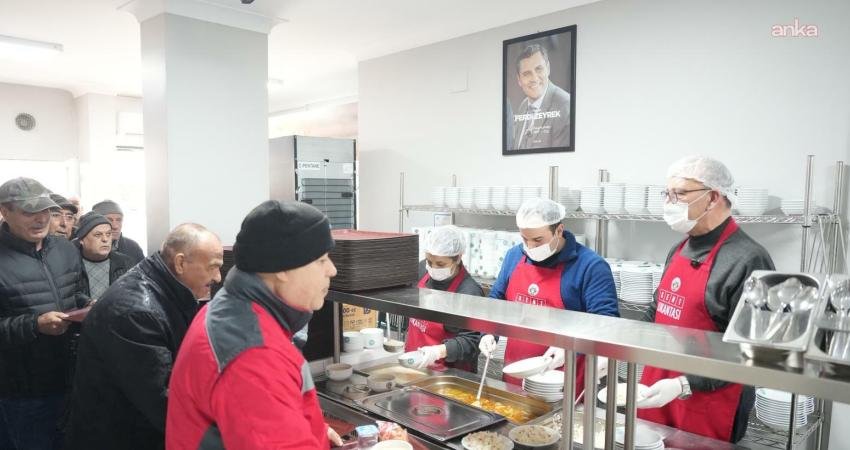 Manisa Büyükşehir Belediyesi iş birliğiyle hizmete açılan Turgutlu Kent Lokantası'nda