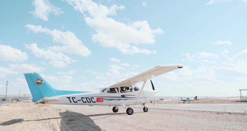 Türk Hava Kurumu’nun 101. yılı… Kayyum Heyeti Başkanı Yurtnaç: “101. yıl itibarıyla iki büyük hedef belirledik” THK Kayyum Heyeti Başkanı Vali Kemal Yurtnaç, Türk Hava Kurumu'nun (THK) 101'inci