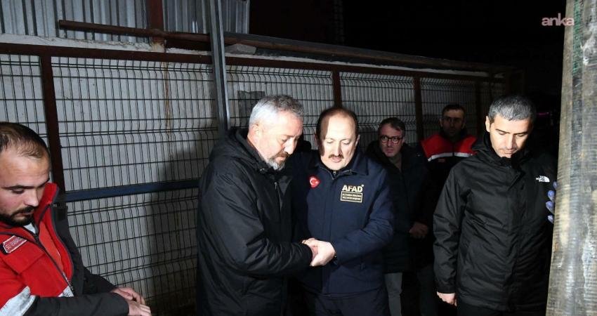 Uşak'ta etkili olan yoğun yağışlar sonrası Çanlı bölgesindeki derelerin taşmasıyla