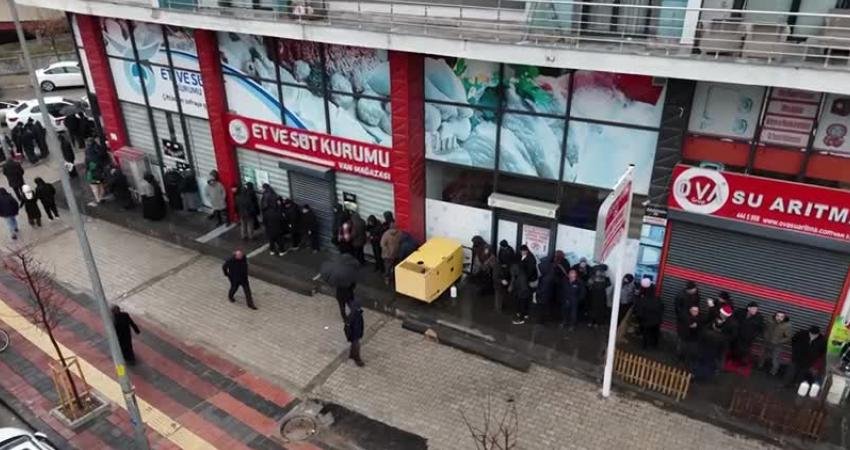 Van’ın İpekyolu ilçesinde bulunan Et ve Süt Kurumu (ESK) satış