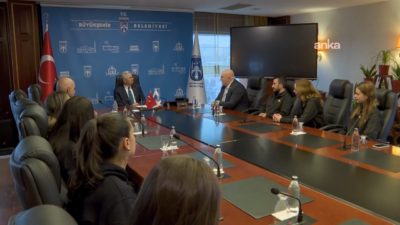 Ankara Büyükşehir Belediye Başkanı Mansur Yavaş, TVF Kadınlar 2. Ligi