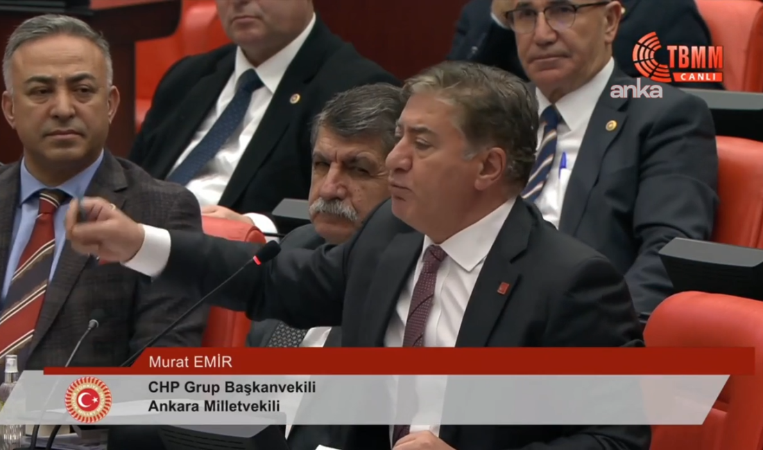 CHP’li Emir ile AK Partili Şahin Usta arasında “laiklik” ve “fişleme” polemiği TBMM Genel Kurulu’nda CHP Grup Başkanvekili Murat Emir ile AK