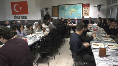 İYİ Parti Genel Başkanı Müsavat Dervişoğlu, Özel Sivas Yüksek Öğrenim Yurdu'nda