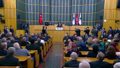 Saadet Partisi Genel Başkanı Mahmut Arıkan, Yeni Yol Grup toplantısında