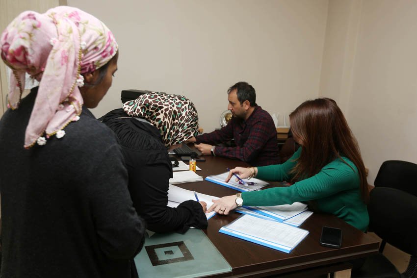 Yenimahalle Belediyesi sosyal belediyecilik anlayışı çerçevesinde Ramazan ayında ihtiyaç sahibi