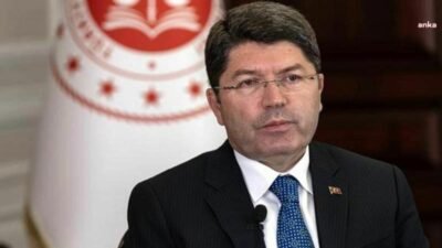 Adalet Bakanlığı görevini Akın Gürlek'e devreden Yılmaz Tunç, sosyal medya