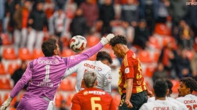 Süper Lig'in 23'üncü haftasında Zecorner Kayserispor, sahasında Hesap.com Antalyaspor'u 1-0