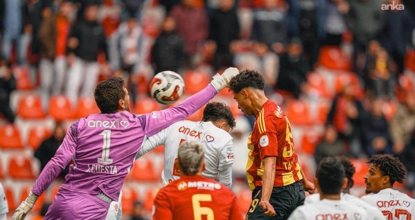 Zecorner Kayserispor- Hesap.com Antalyaspor: 1-0 Süper Lig'in 23'üncü haftasında Zecorner Kayserispor, sahasında Hesap.com Antalyaspor'u 1-0