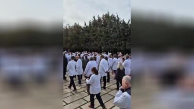 Ankara Tabip Odası üyesi hekimler, 14 Mart Tıp Bayramı dolayısıyla