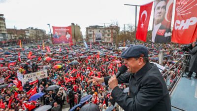 CHP Genel Başkanı Özgür Özel, Çanakkale'de düzenlenen 100'üncü "Millet İradesine