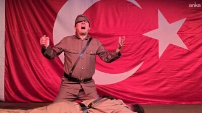 Nürnberg’de faaliyet gösteren Objektif Kültür Merkezi (OKM) oyuncuları, 18 Mart