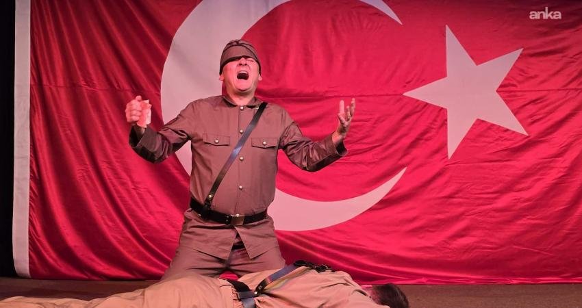 Nürnberg’de faaliyet gösteren Objektif Kültür Merkezi (OKM) oyuncuları, 18 Mart