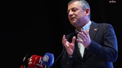 Nebil Özgentürk’ün yönetmenliğini üstlendiği “1 Mart 2003 Direnişi” belgeselinin ilk