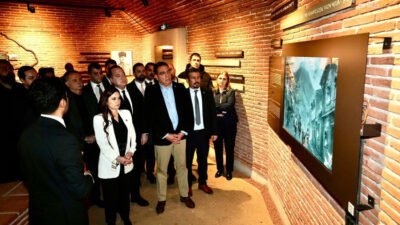 CHP Genel Başkan Yardımcısı Yankı Bağcıoğlu, Manisa’da katıldığı panelde Türk