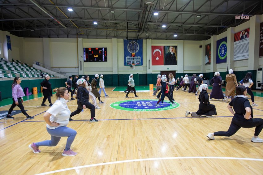 Bursa Büyükşehir Belediyesi tarafından "Hareket eden Bursa, sağlıklı Bursa" sloganıyla