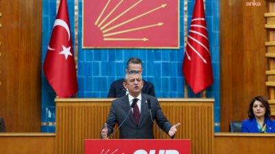 CHP Genel Başkanı Özgür Özel, partisinin grup toplantısında, Esenyurt Belediye