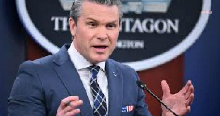 ABD Savunma Bakanı Hegseth: “İran anlaşma yapmazsa savaş yoğunlaşacak” ABD Savaş Bakanı Pete Hegseth, ABD Başkanı Donald Trump’ın anlaşma yapmaya