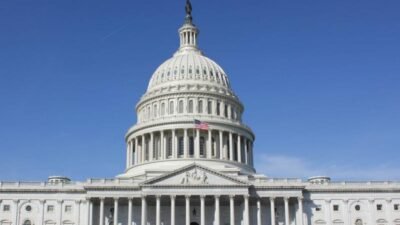 ABD’de Demokrat Partili Kongre üyeleri, ABD Başkanı Donald Trump’ın İran’a