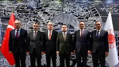 Adalet Bakanı Akın Gürlek, İstanbul Bölge İdare Mahkemesi'ni ziyaret ettiğini