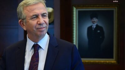 Mansur Yavaş: “Çıkrıkçılar Yokuşu’nda yürüttüğümüz sokak sağlıklaştırma çalışmalarını tamamladık” Ankara Büyükşehir Belediye Başkanı Mansur Yavaş, Ulus Çıkrıkçılar Yokuşu’nda "sokak