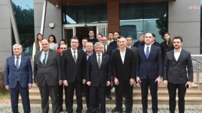 Gelecek Partisi Genel Başkanı Ahmet Davutoğlu, Bursa programı kapsamında sanayi