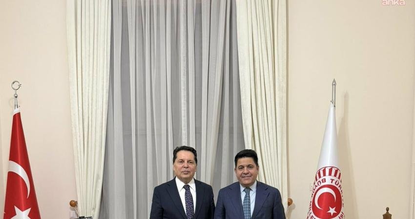 Ahmet Özer, Yeni Yol Grup Başkanı Bülent Kaya’yı ziyaret etti Yerine kayyum atanan Esenyurt Belediye Başkanı Ahmet Özer, Yeni Yol Grup