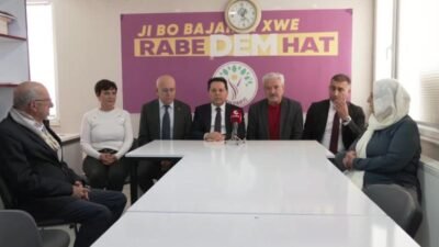 Yerine kayyum atanan Esenyurt Belediye Başkanı Ahmet Özer, DEM Parti Ankara