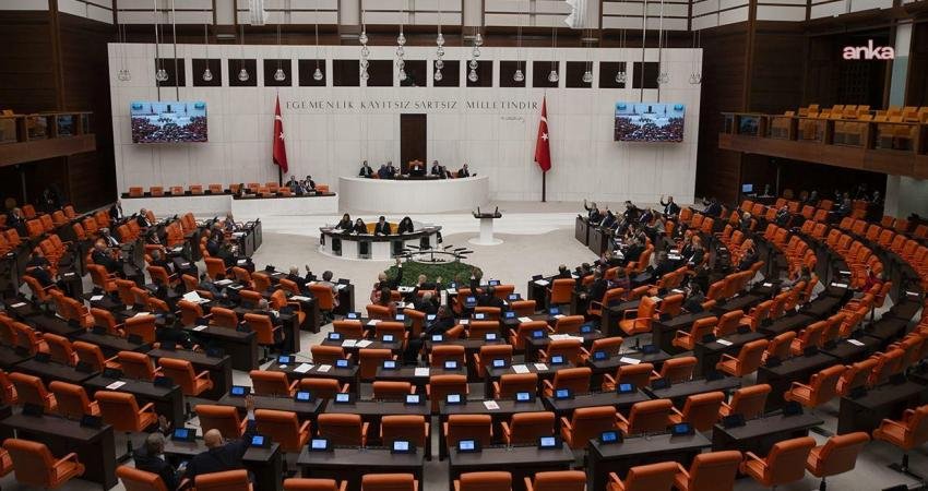 AK Parti, "Sosyal Hizmetler Kanunu ile Bazı Kanunlarda Değişiklik Yapılmasına
