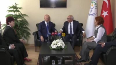 AK Parti heyeti, DEM Parti'ye bayram ziyaretinde bulundu. DEM Parti Eş