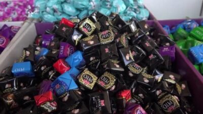 Ramazan Bayramı öncesinde Aksaray’da alışveriş hareketliliği gözlenirken, fiyatlar dar gelirli