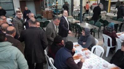 Manisa Büyükşehir Belediyesi ve Alaşehir Belediyesi iş birliğiyle düzenlenen iftar