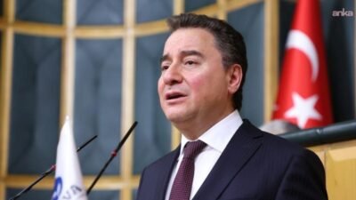 DEVA Partisi Genel Başkanı Ali Babacan, sosyal medya hesabından Kadir