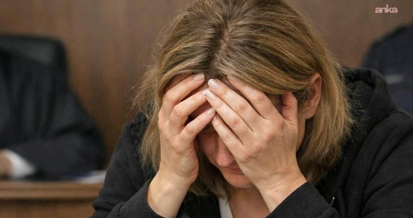 Almanya’da sahte diplomayla öğretmenlik yapan kadına 4,5 yıl hapis cezası Almanya’nın Heidelberg kentinde 41 yaşındaki bir kadın, sahte üniversite diploması