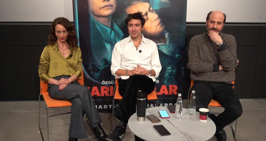 Altın Ayı kazanan İlker Çatak imzalı Sarı Zarflar, Türkiye’de vizyonda… 76. Berlin Uluslararası Film Festivali’nden (Berlinale) Altın Ayı ödülü kazanan İlker Çatak