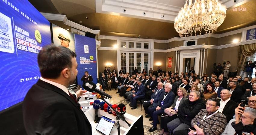 Ankara Kent Konseyi, 311 tavsiye kararını oy birliğiyle onayladı… Mansur Yavaş: “Herkesin söz sahibi olduğu bir yönetim anlayışını büyütmeye devam edeceğiz” Başkent’in geleceğini şekillendirecek 3. Tavsiye Kararları Genel Kurulu, Ankara Kent