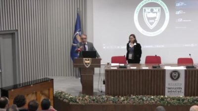 Ankara Üniversitesi Siyasal Bilgiler Fakültesi'nde düzenlenen “Devletin Dönüşü" Kongresi’nde konuşan